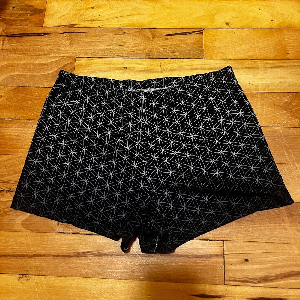 Flower of life, rave shorts